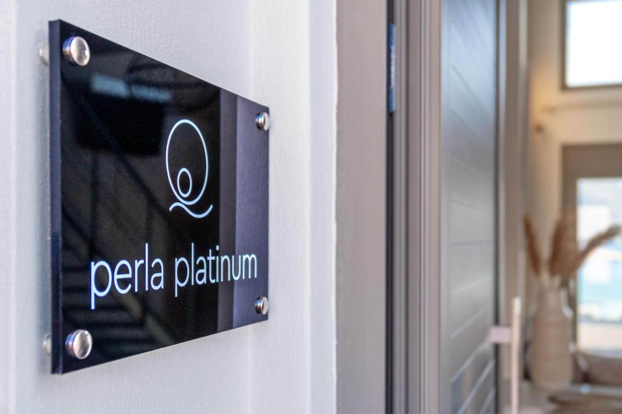 La Perla Suites 阿约伊阿波斯托洛伊 外观 照片